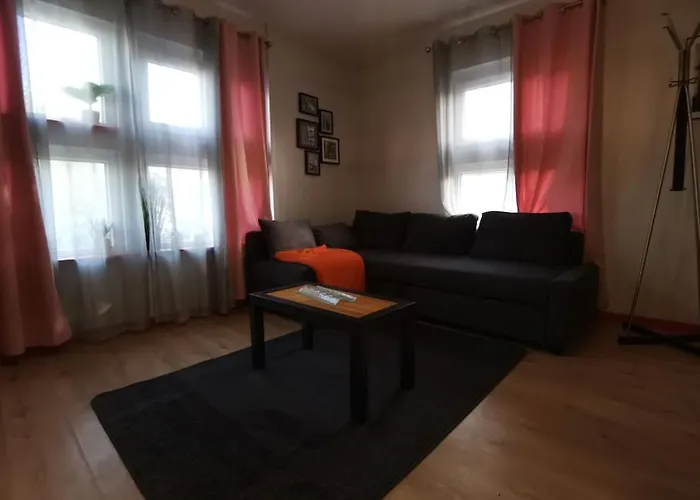 N1 F2 40M2 Avec Petit Jardin