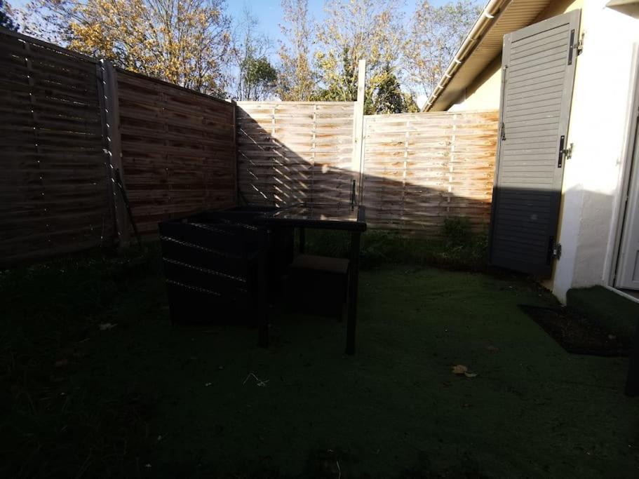 N1 F2 40m2 Avec Petit Jardin Herouville-Saint-Clair
